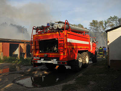 Сараи и гараж горели в Коломне