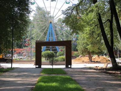 В парке Мира обновят колесо обозрения и откроют новые аттракционы