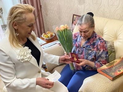 В Коломне продолжают вручать медали «80 лет Победы в Великой Отечественной войне»